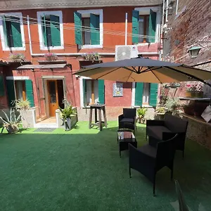 https://kings-garden.hotelinveneto.com